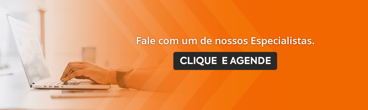 Banner com degradê laranja e chamada para o contato com especialista do ClubPetro
