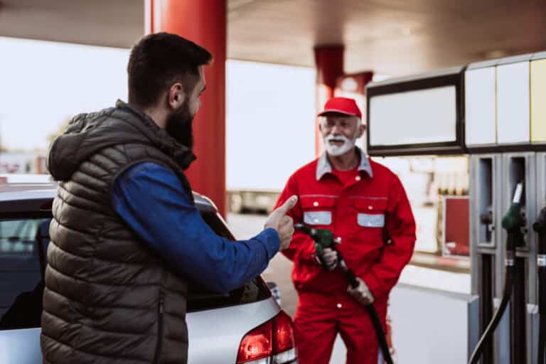 Comportamento do consumidor em postos.