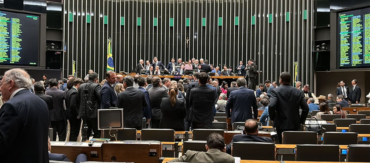Câmara dos Deputados aprovou, no dia 9 de dezembro, o Projeto de Lei Complementar (PLP 125/2022) que caracteriza e permite punição efetiva ao devedor contumaz, empresário que faz da inadimplência e da fraude fiscal um modelo de negócio.