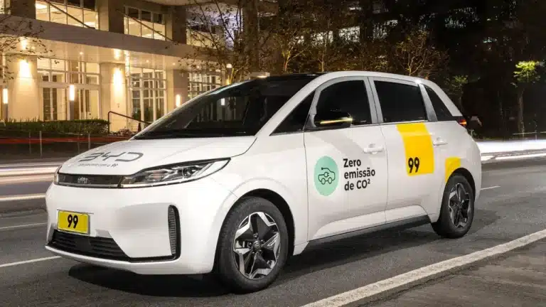 Por que os motoristas de aplicativo estão migrando em massa para os elétricos?